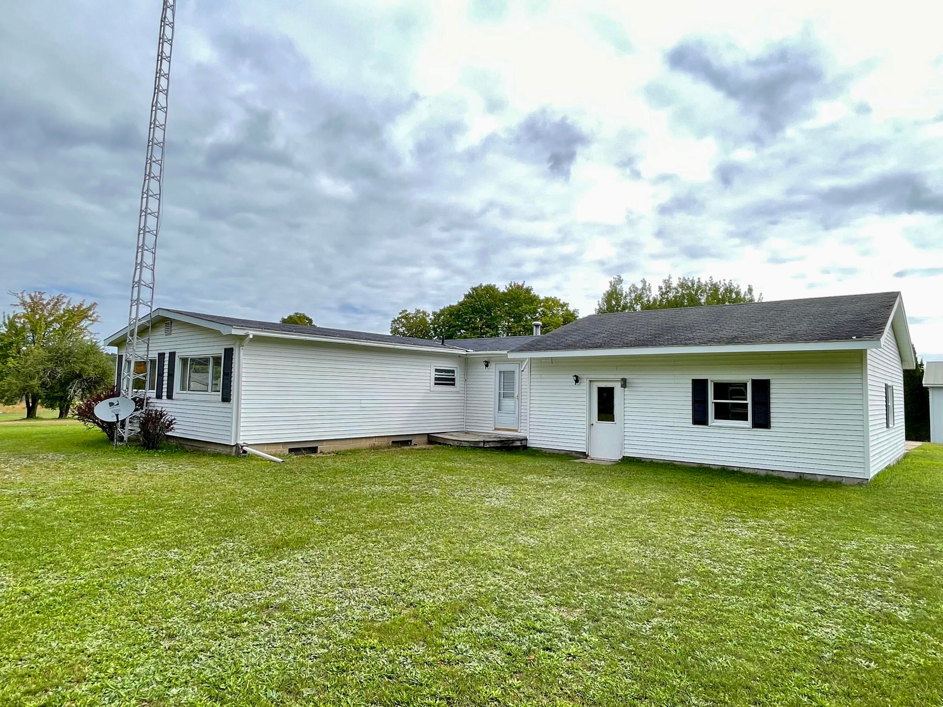 7487 Skop Road Gaylord, MI 49735 - Photo 26 of 36 Gallery Image 26