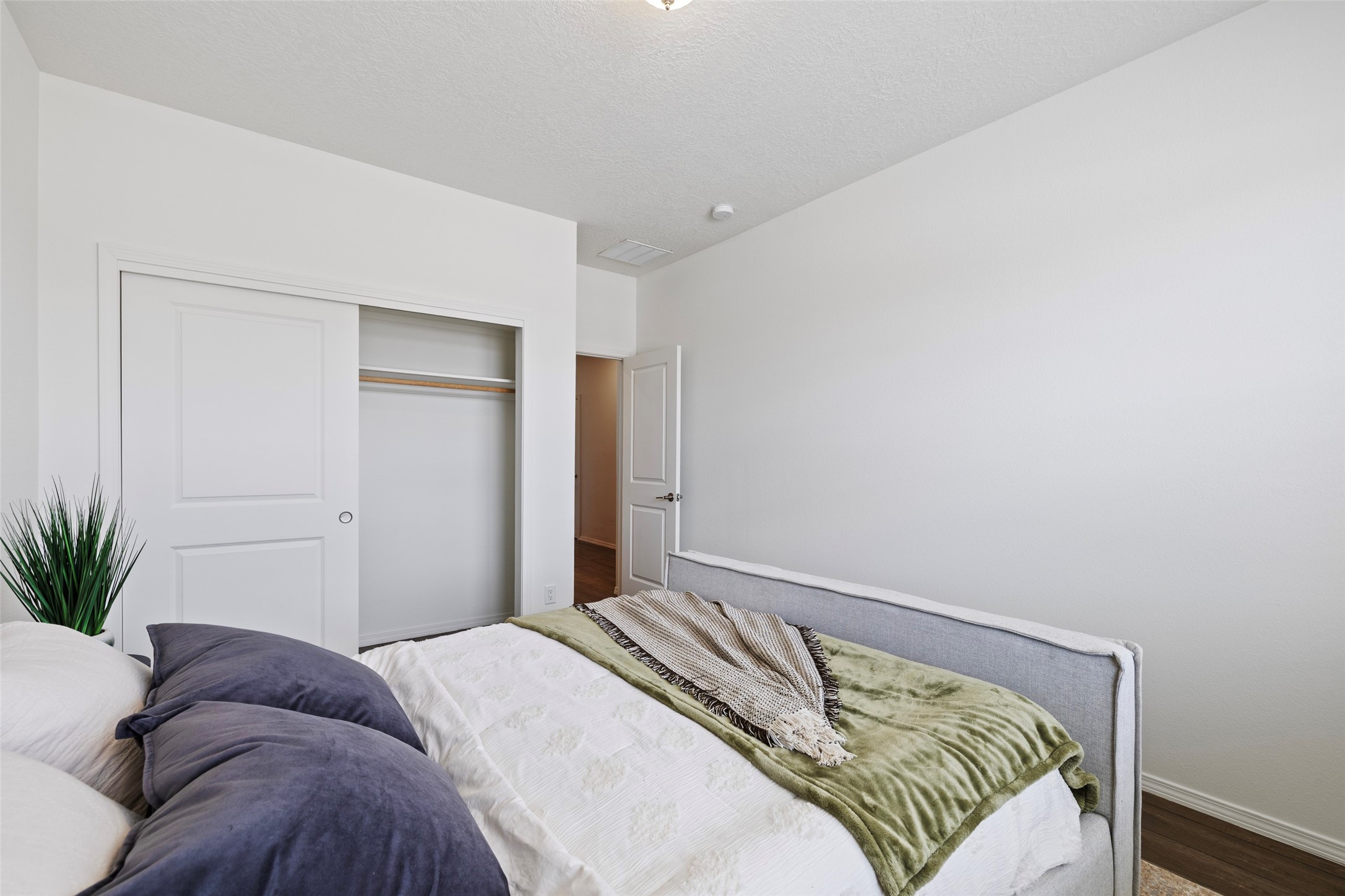 6200 White Hawk Drive Northeast Rio Rancho, NM 87144 - Photo 22 of 25
