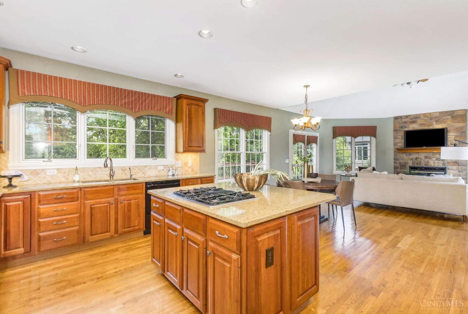 7161 Overton Way Maineville, OH 45039 - Photo 6 of 65