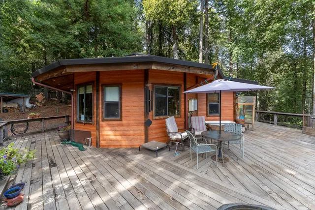 a view of a lounge chair on the roof deck