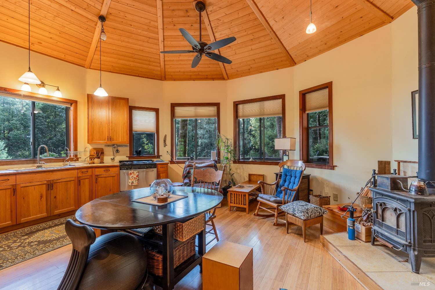 30651 Timberline Road Willits, CA 95490 - Photo 5 of 52