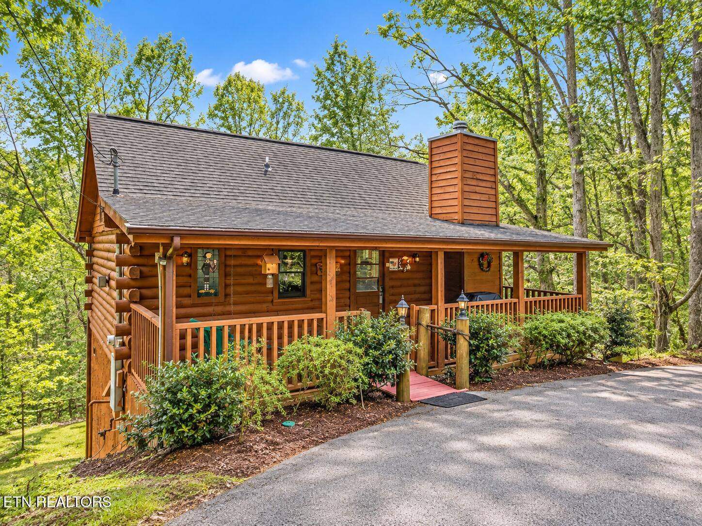 1645 South Mountain View Road Sevierville, TN 37876 - Photo 2 of 20 new exterior