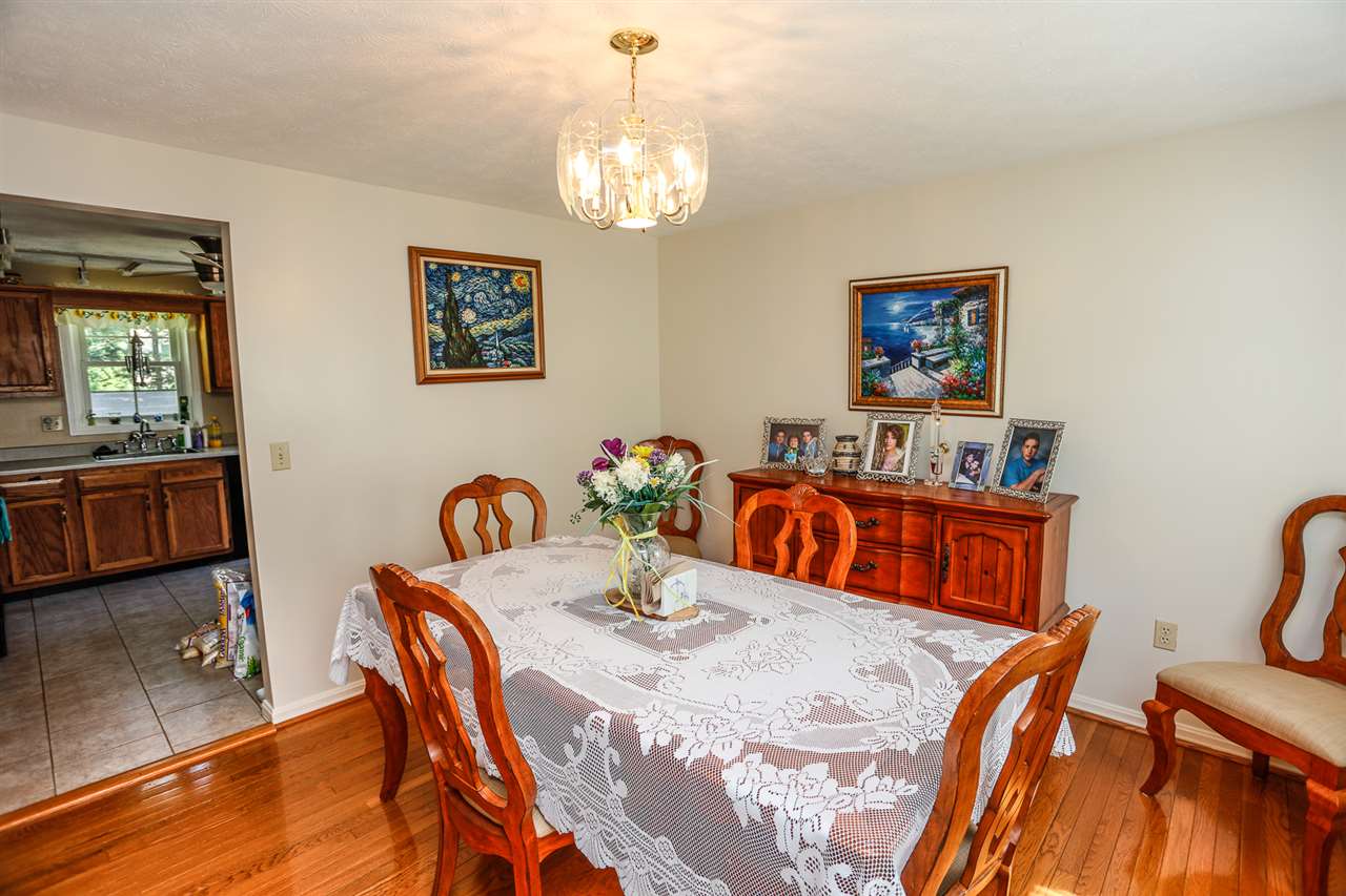 9 Cobble Hill Road Nashua, NH 03062 - Photo 9 of 26