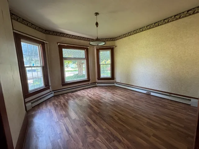 $140,000 | 302 South John Street, Sublette, IL 61367