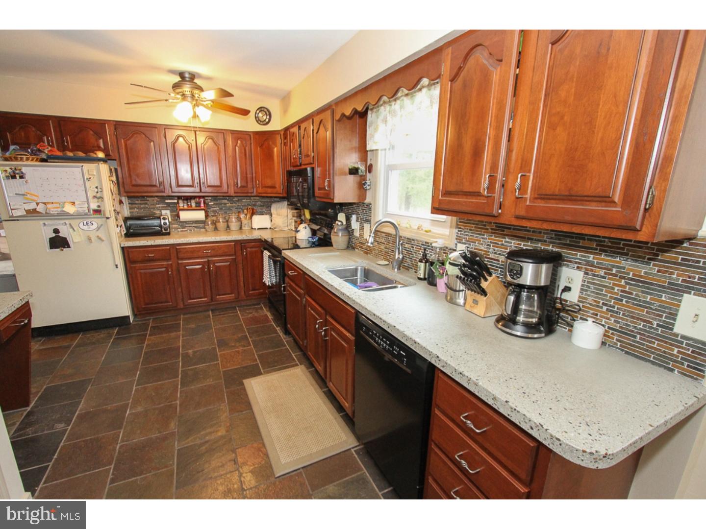 2460 Romig Road Gilbertsville, PA 19525 - Photo 5 of 25 Kitchen