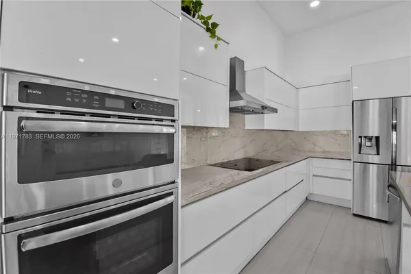 $6,500 | 710 Lake Boulevard, Weston, FL 33326