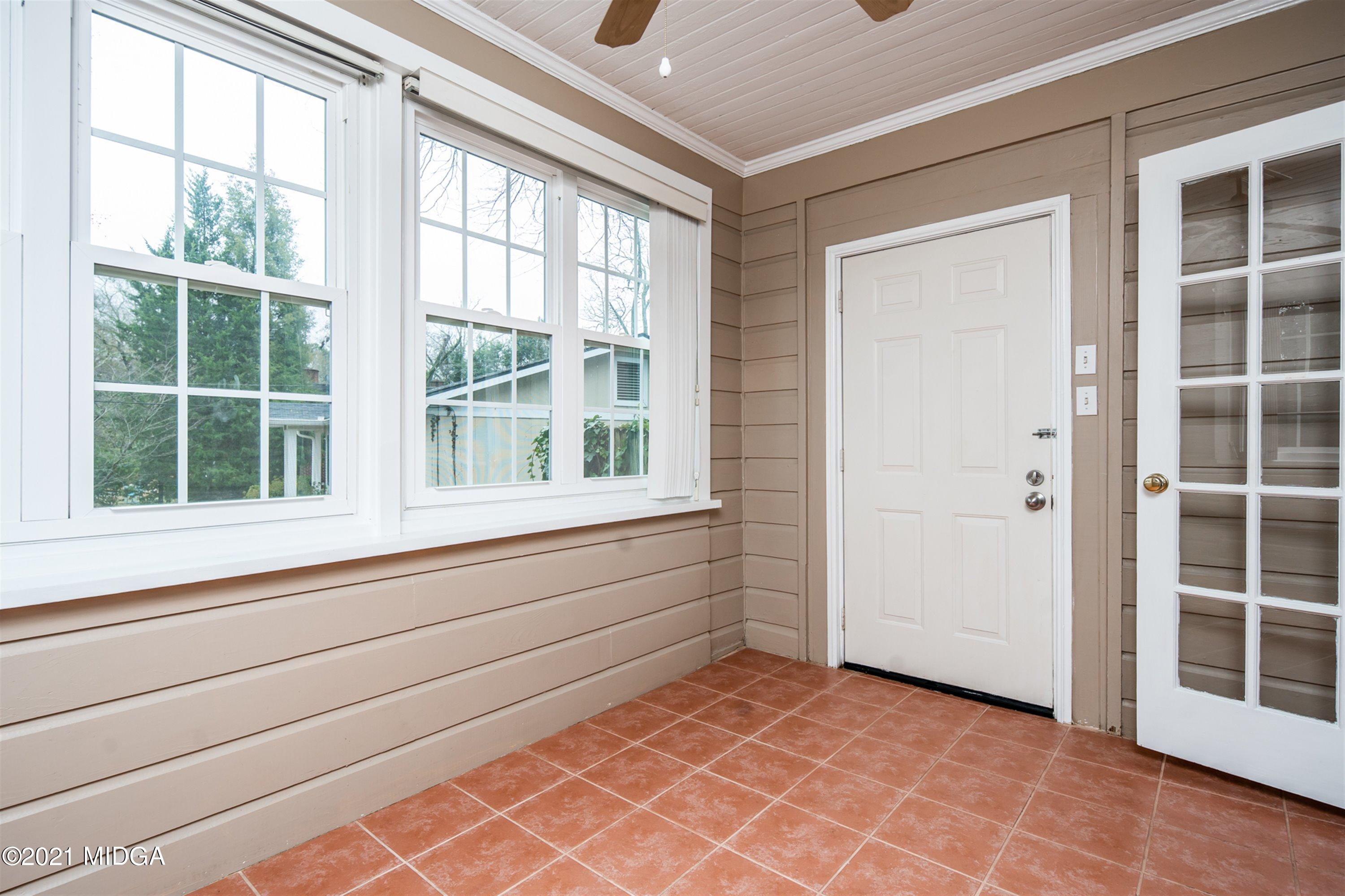 3722 Avon Road Macon, GA 31204 - Photo 8 of 22 07-DSC00586