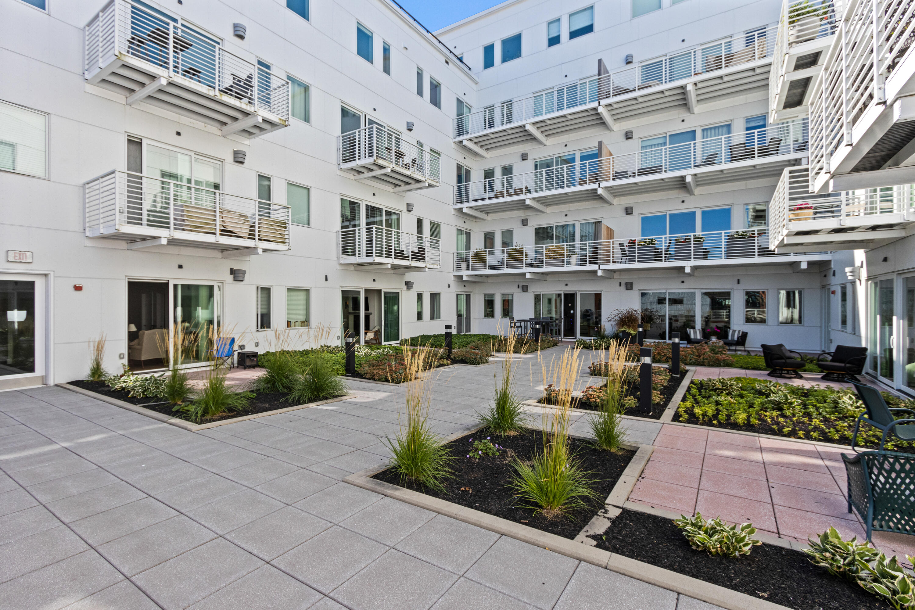 383 Commercial Street, Unit 315 Portland, ME 04101 - Photo 18 of 32 Patio/Courtyard