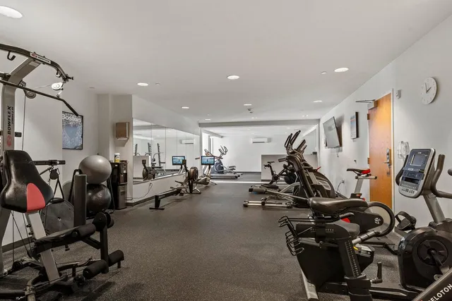 $625,000 | 383 Commercial Street, Unit 315, Portland, ME 04101