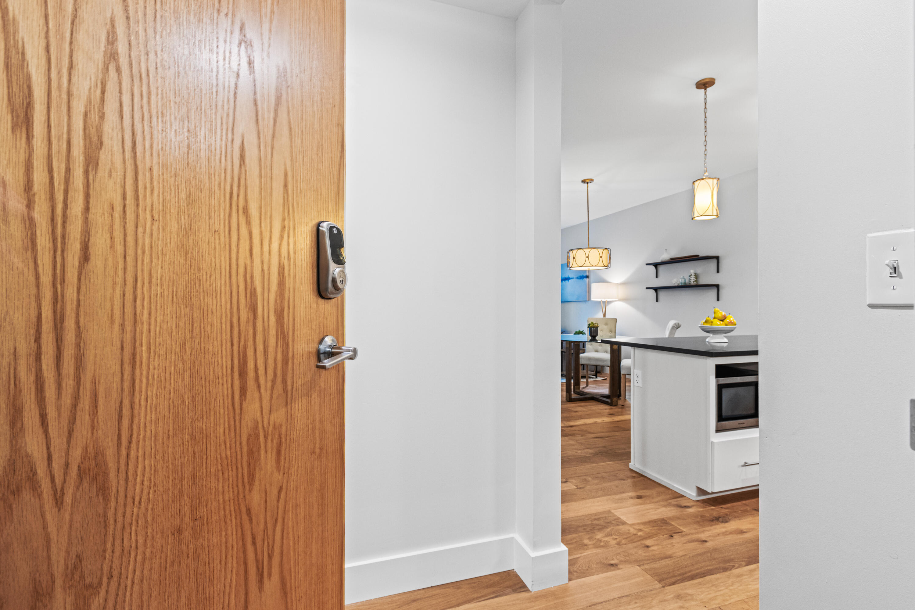 383 Commercial Street, Unit 315 Portland, ME 04101 - Photo 5 of 32 Unit 315 Entry