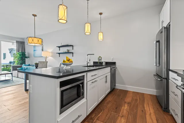 $625,000 | 383 Commercial Street, Unit 315, Portland, ME 04101