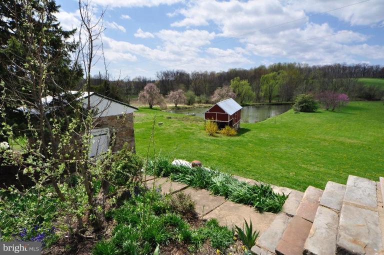 39505 Rodeffer Road Lovettsville, VA 20180 - Photo 19 of 30 Exterior #5