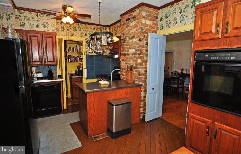 39505 Rodeffer Road Lovettsville, VA 20180 - Photo 10 of 30 Kitchen