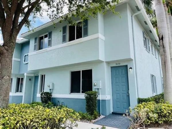 $2,100 | 3533 Sonoma Drive, Riviera Beach, FL 33404