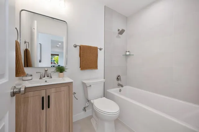 $749,500 | 717 North Hobson Avenue, West Sacramento, CA 95605