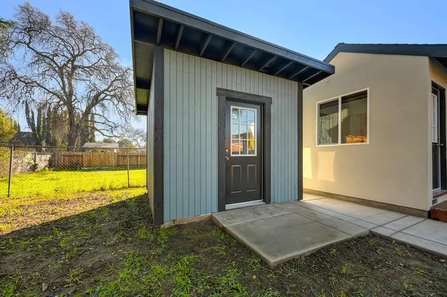 $749,500 | 717 North Hobson Avenue, West Sacramento, CA 95605