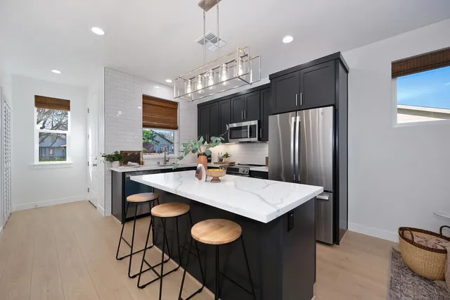 $749,500 | 717 North Hobson Avenue, West Sacramento, CA 95605