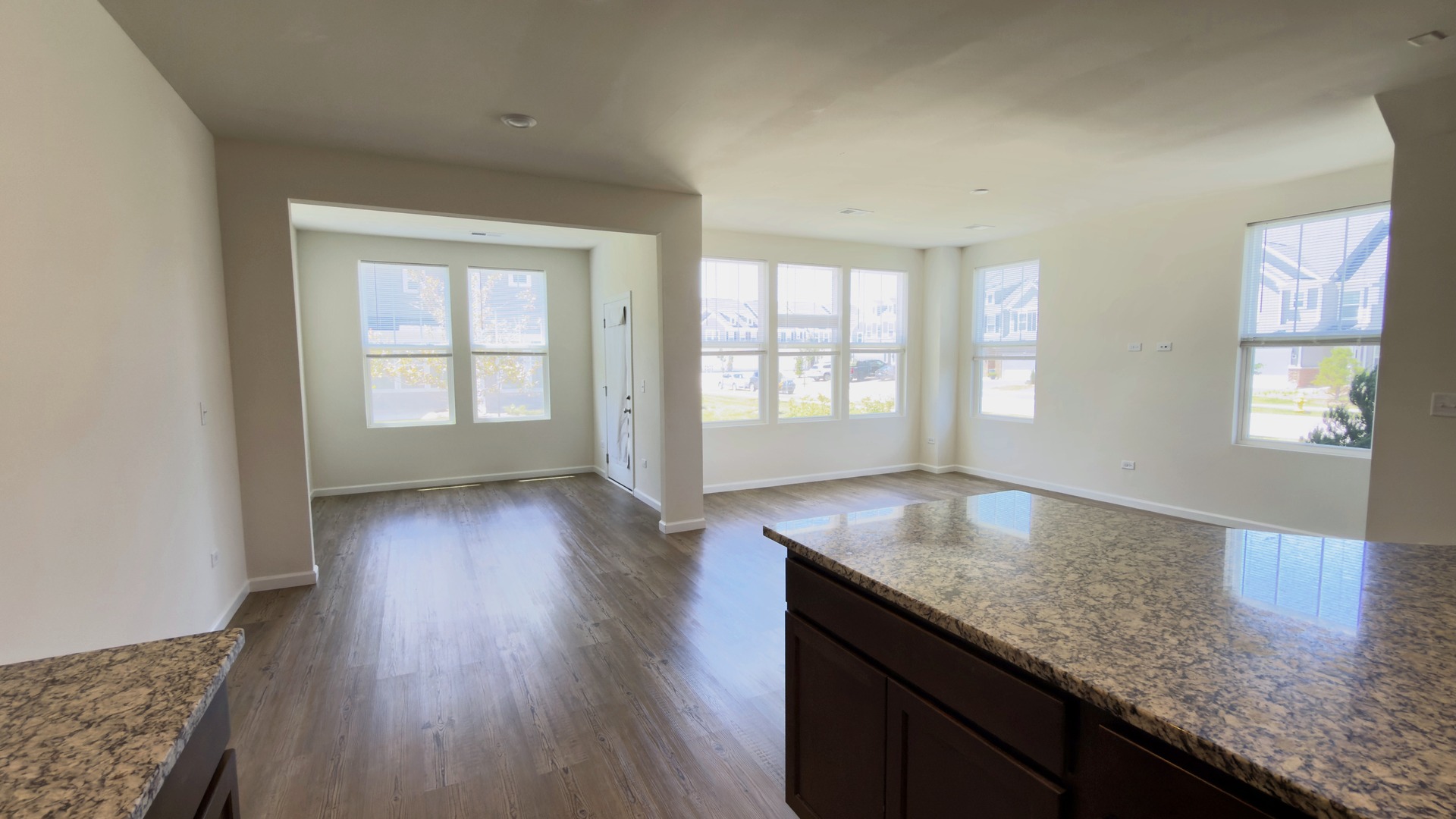 659 Switchgrass Way, Unit 67002 Bolingbrook, IL 60490 - Photo 9 of 28