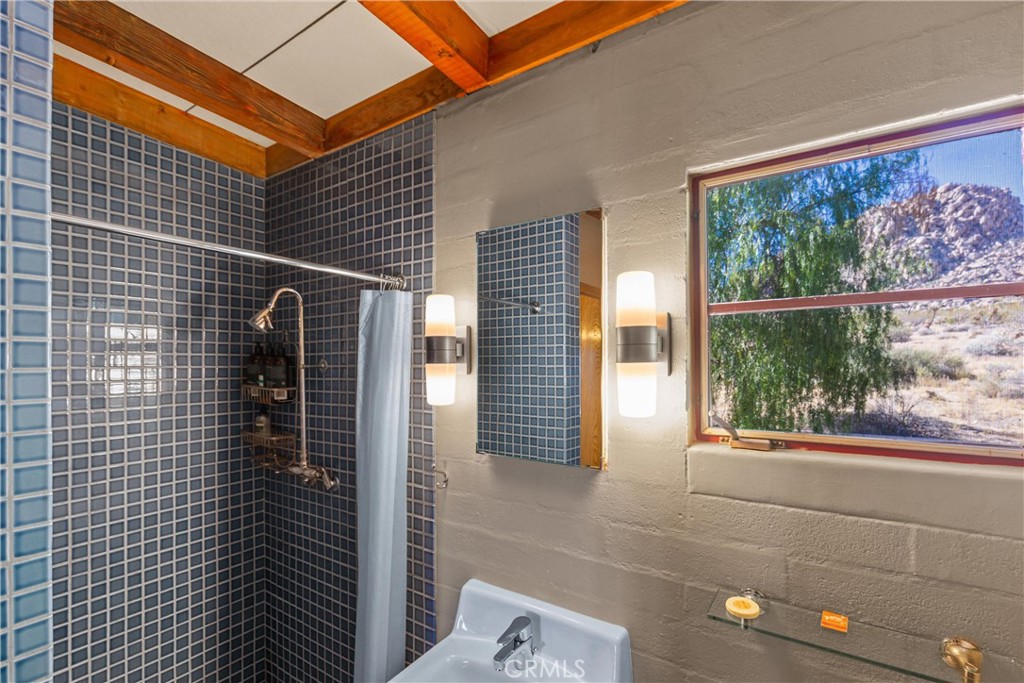 63773 Hollinger Road Joshua Tree, CA 92252 - Photo 34 of 53