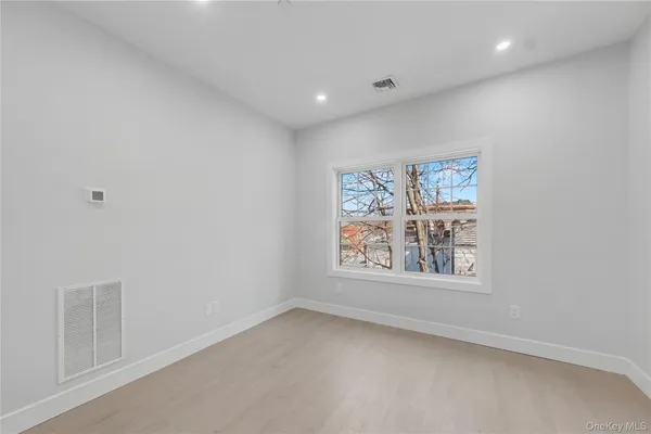 $2,800 | 10 Market Street, Unit C, Wappingers Falls, NY 12590