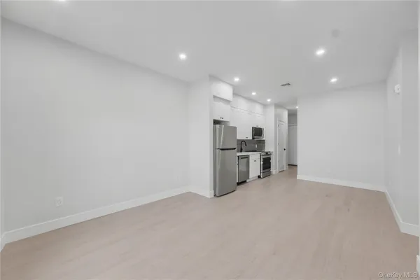 $2,800 | 10 Market Street, Unit C, Wappingers Falls, NY 12590