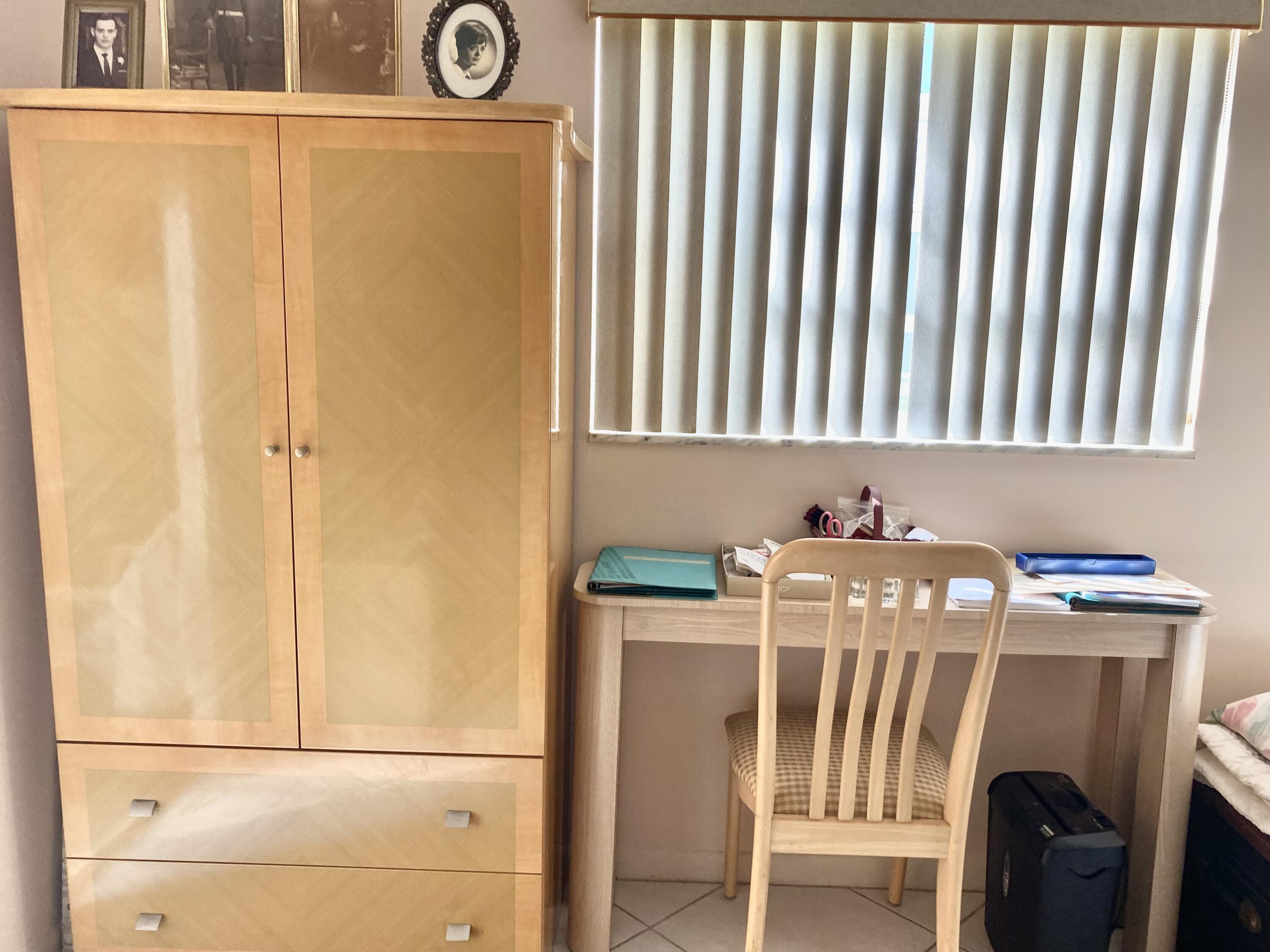 119 Flanders C Delray Beach, FL 33484 - Photo 22 of 32 living area