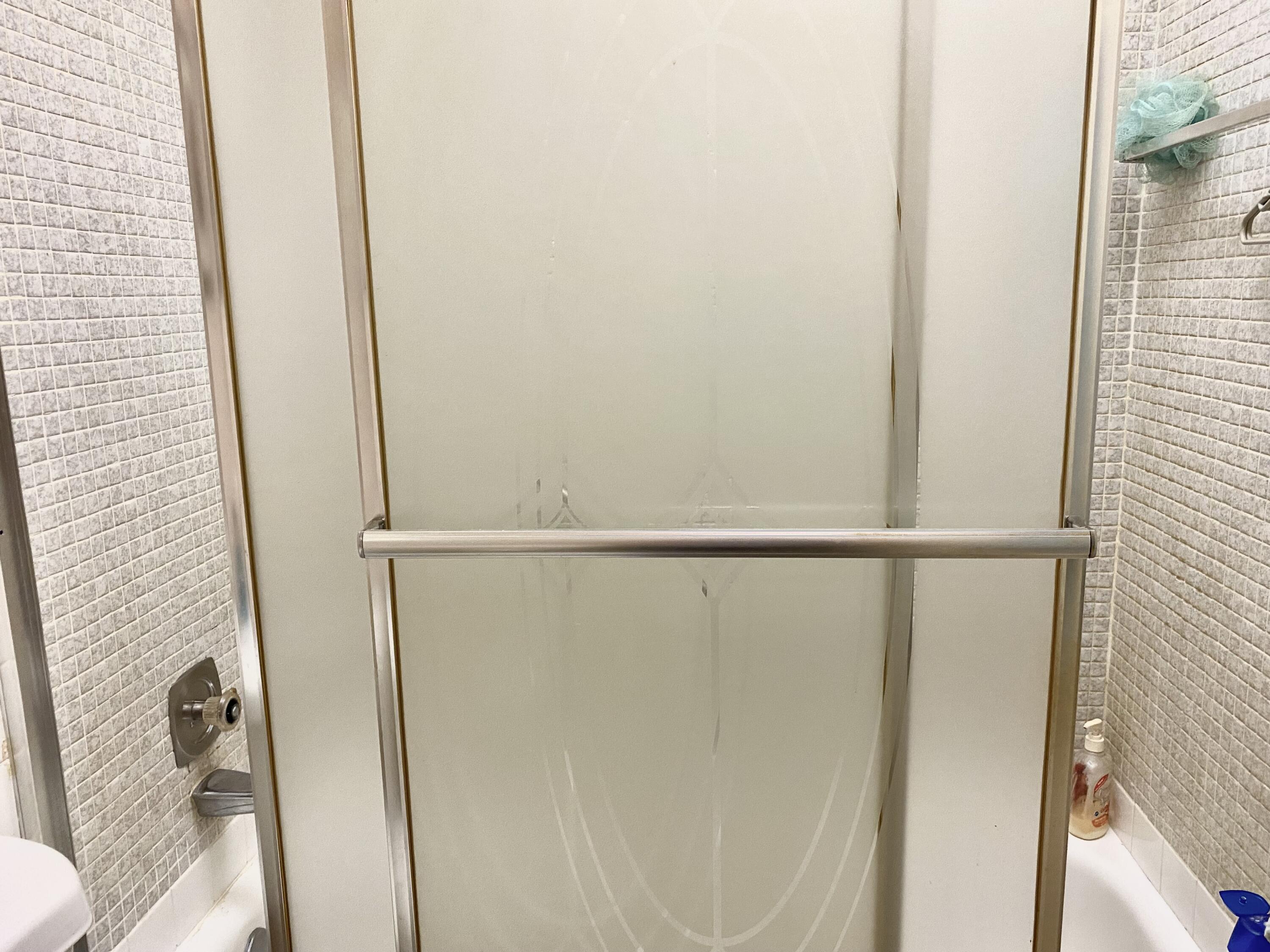 119 Flanders C Delray Beach, FL 33484 - Photo 29 of 32 tub/shower