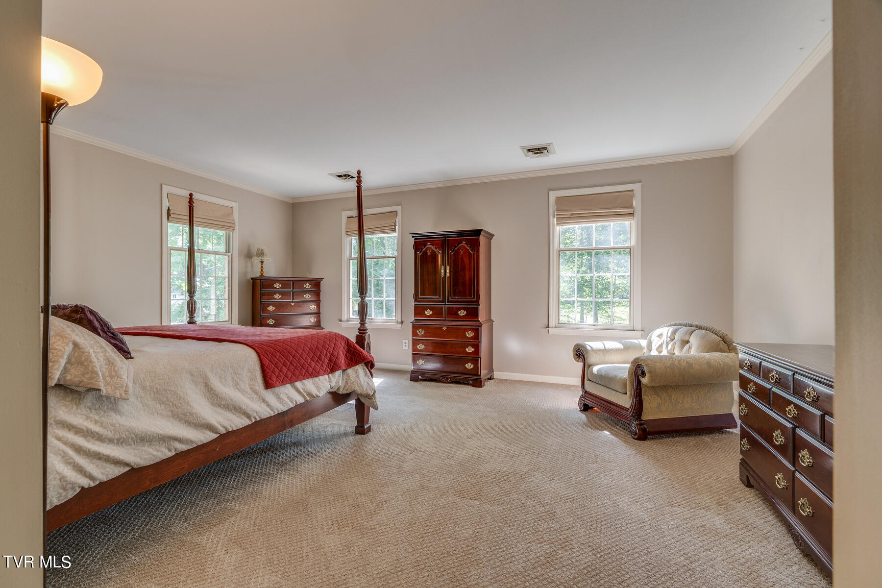 209 Old Castle Road Kingsport, TN 37660 - Photo 25 of 59 026