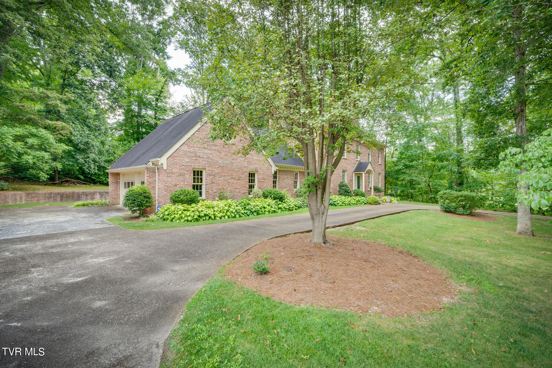 209 Old Castle Road Kingsport, TN 37660 - Photo 59 of 59 003