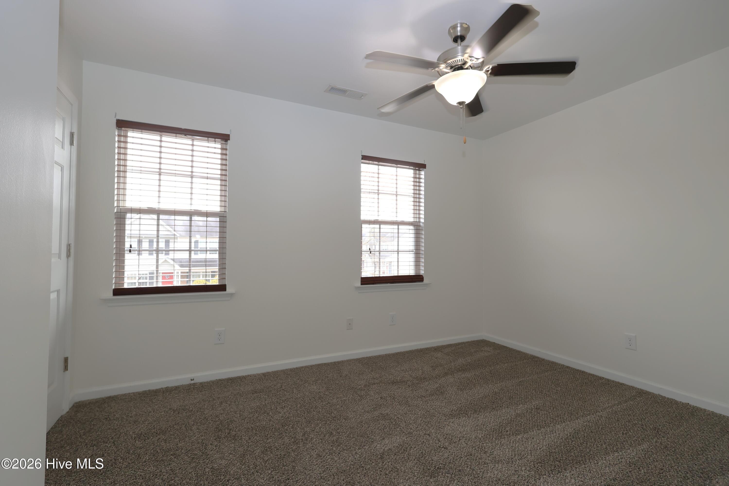 9010 Banister Loop Jacksonville, NC 28546 - Photo 12 of 14 313A4909