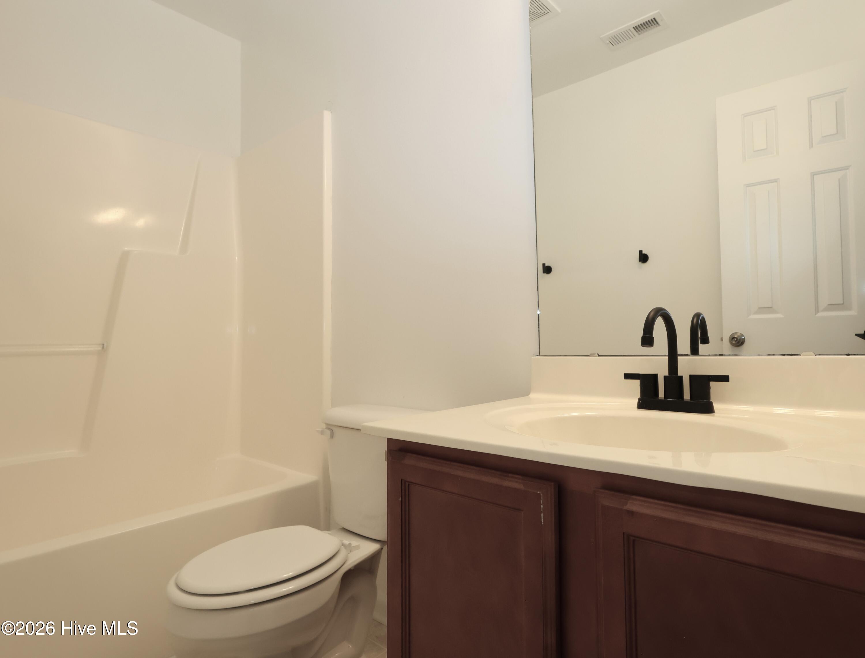 9010 Banister Loop Jacksonville, NC 28546 - Photo 14 of 14 313A4905