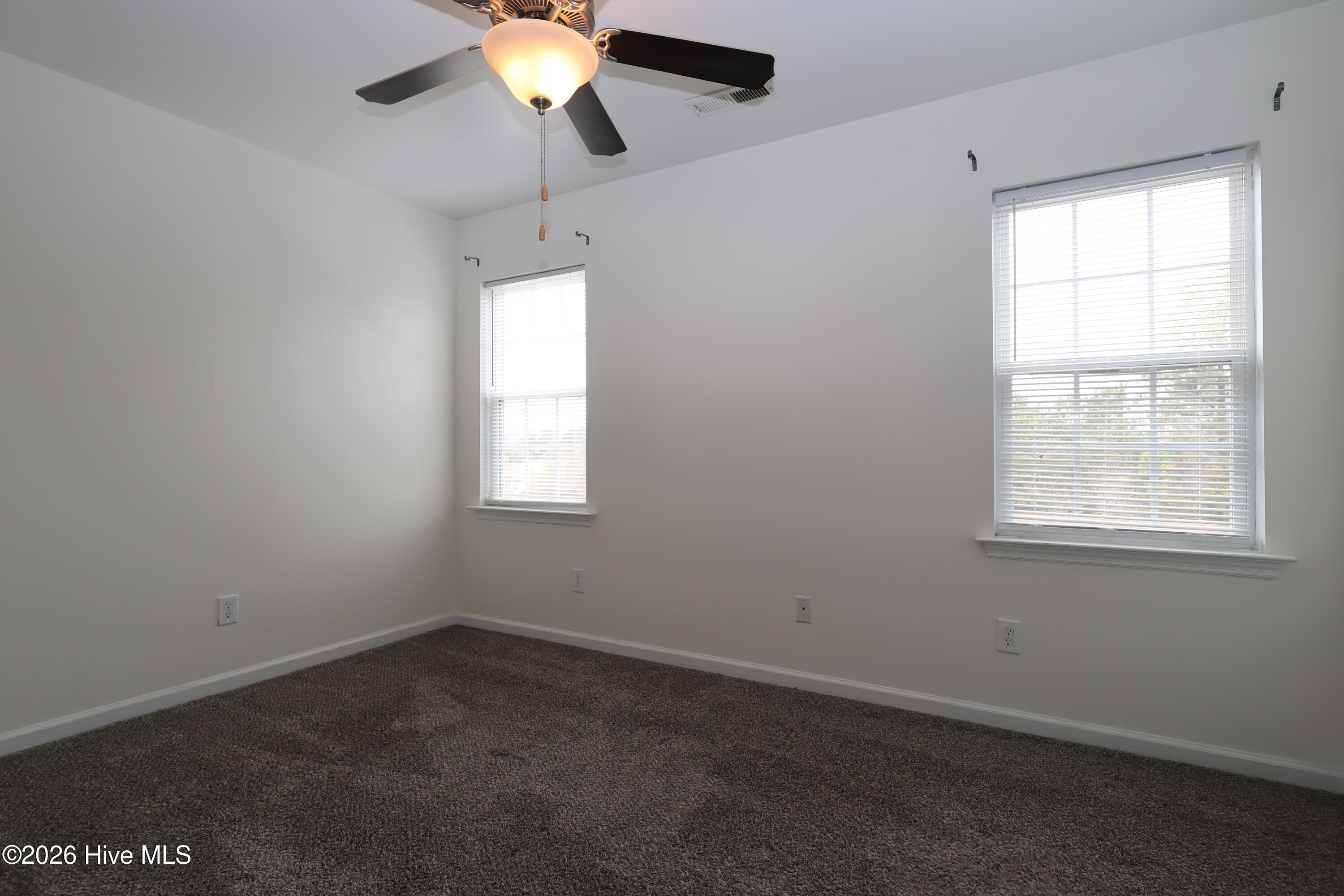 9010 Banister Loop Jacksonville, NC 28546 - Photo 9 of 14 313A4896