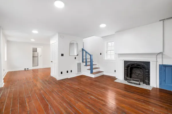 $4,000 | 128 Wentworth Street, Unit 8, Charleston, SC 29401