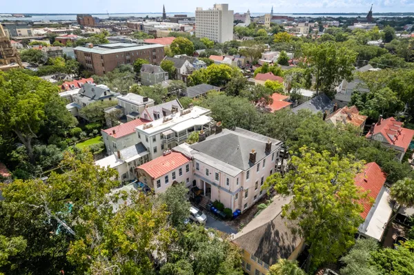 $4,000 | 128 Wentworth Street, Unit 8, Charleston, SC 29401