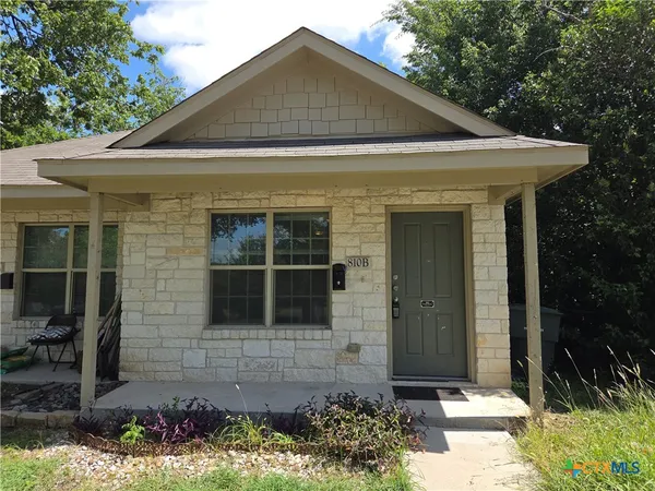 $775 | 810 East Avenue C, Unit B, Temple, TX 76501