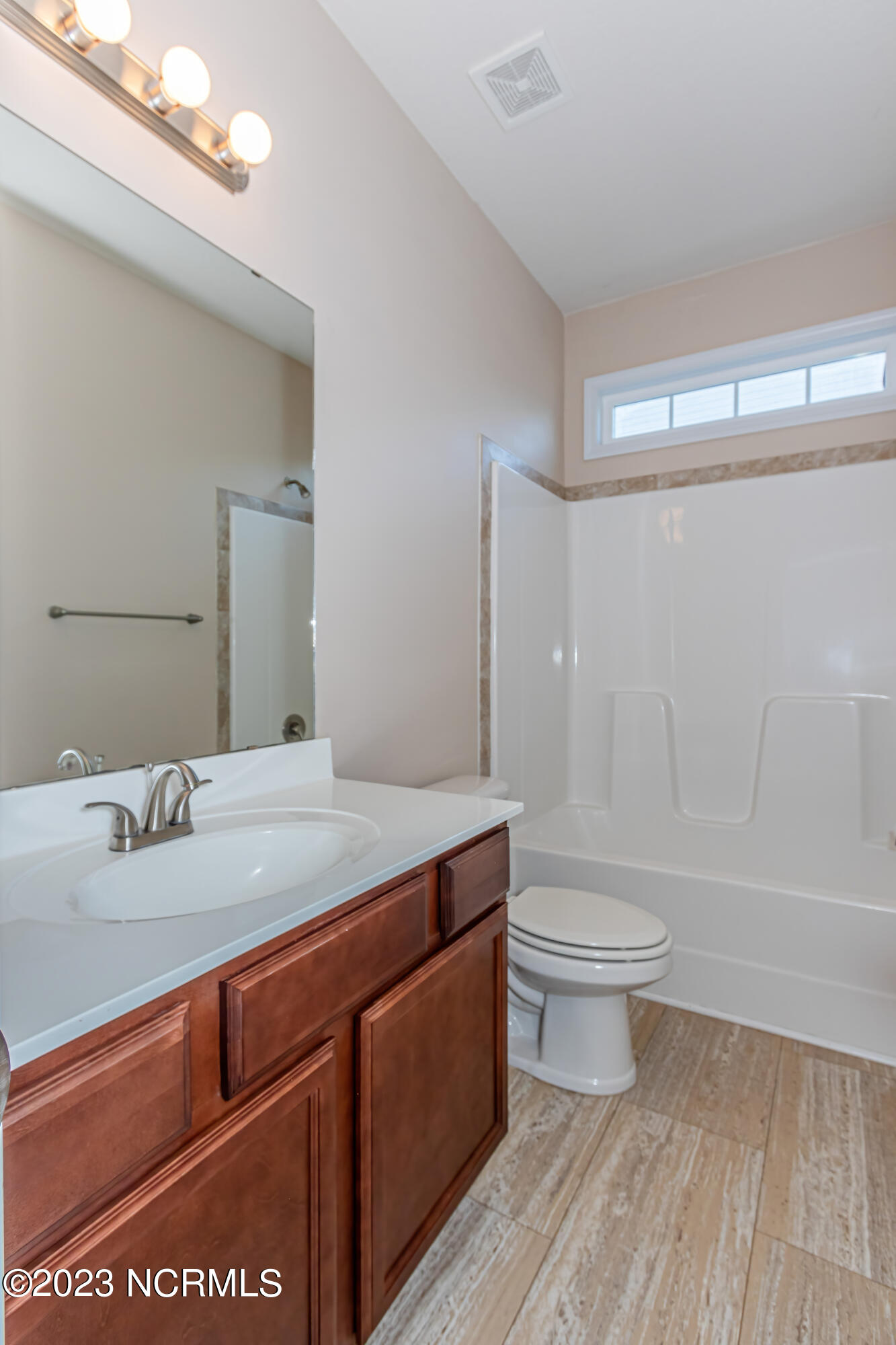 316 Frisco Way Holly Ridge, NC 28445 - Photo 31 of 68 Bathroom 2