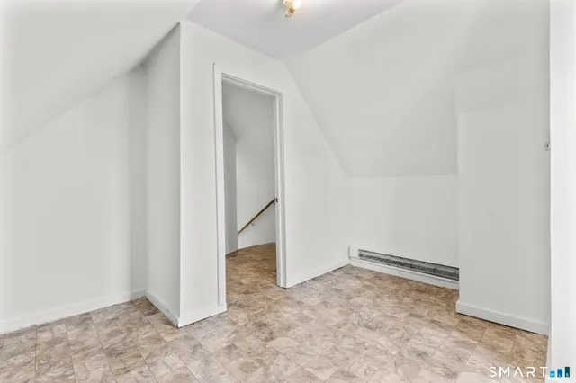 an empty room with a empty space