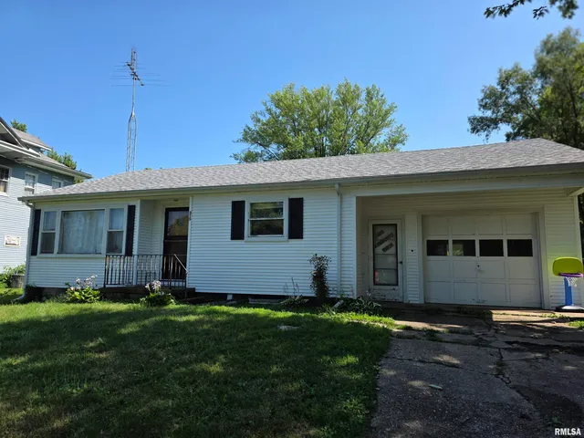 $69,000 | 315 East Washington Street, Avon, IL 61415