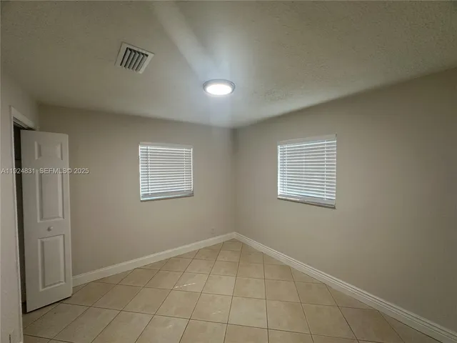 an empty room with a empty space