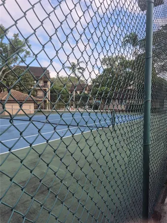 $1,395 | 4481 West McNab Road, Unit 10, Pompano Beach, FL 33069