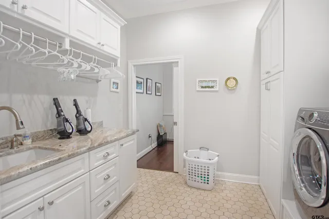 $1,950,000 | 15722 Timberhill Drive, Flint, TX 75762