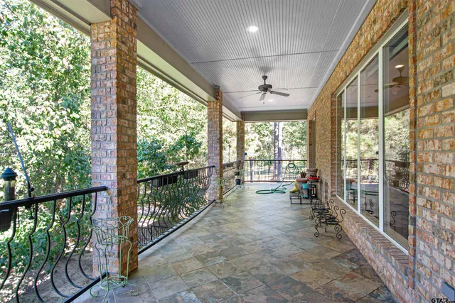 $1,950,000 | 15722 Timberhill Drive, Flint, TX 75762