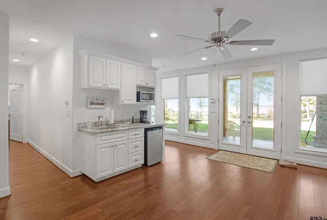 $1,950,000 | 15722 Timberhill Drive, Flint, TX 75762