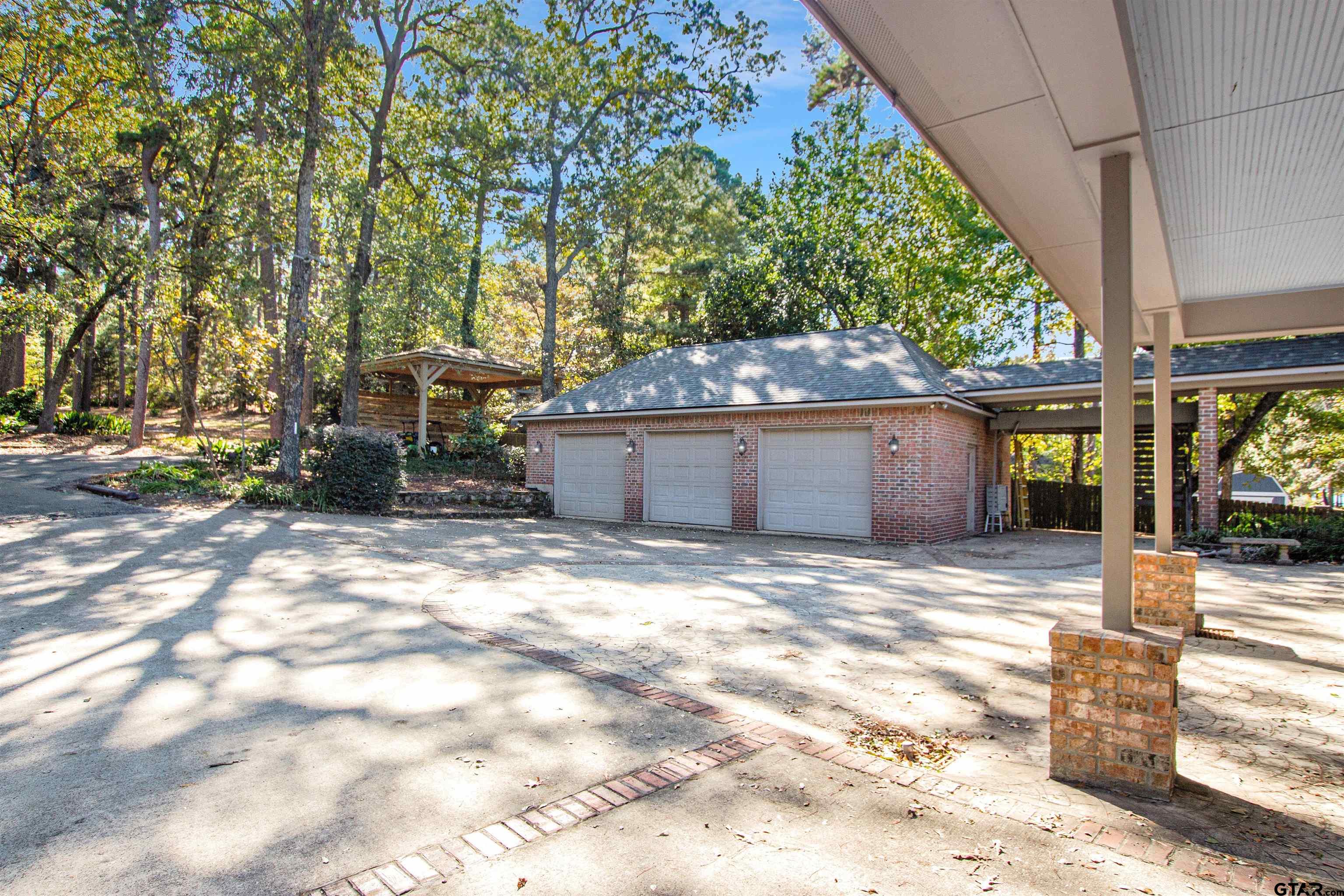 15722 Timberhill Drive Flint, TX 75762 - Photo 39 of 48 a view of a outdoor space