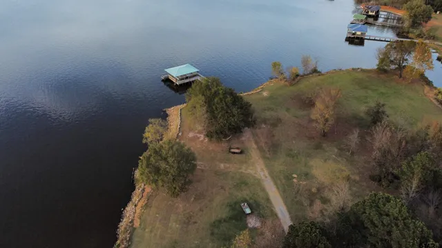 $1,950,000 | 15722 Timberhill Drive, Flint, TX 75762