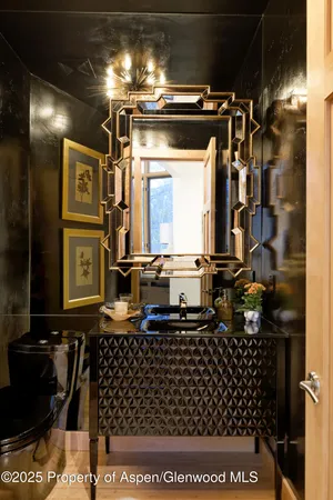 a view of a dry yard