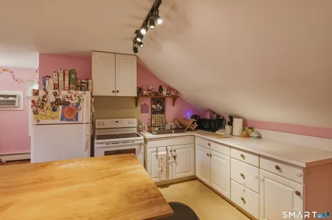 $1,000,000 | 48 State Street, Guilford, CT 06437