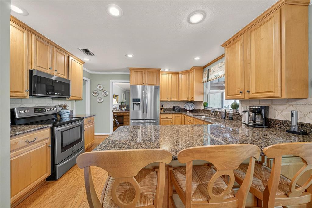 1053 Sweetbriar Road Orlando, FL 32806 - Photo 43 of 79