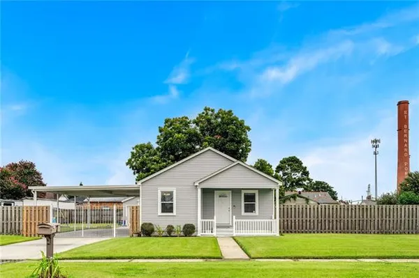 $185,000 | 7 West Chalmette Circle, Chalmette, LA 70043