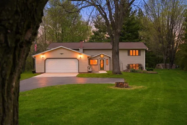 $625,000 | 2012 Rathert Road, Cottage Grove, WI 53527